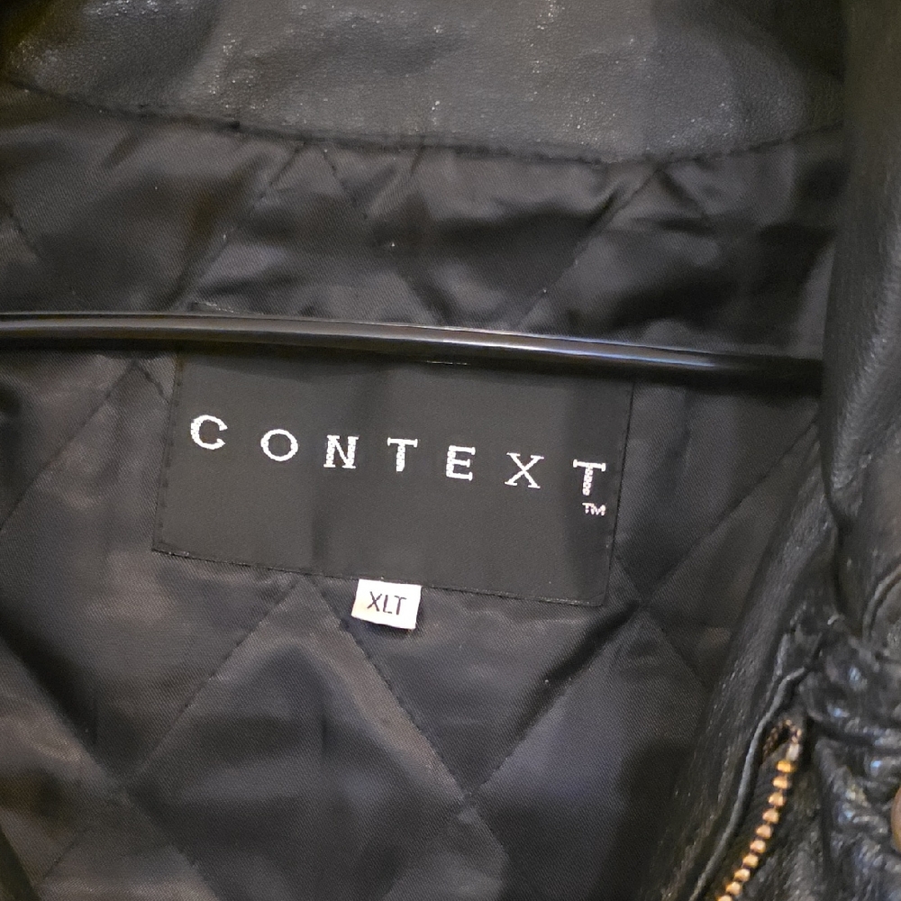 Context Outerwear in Leather Black